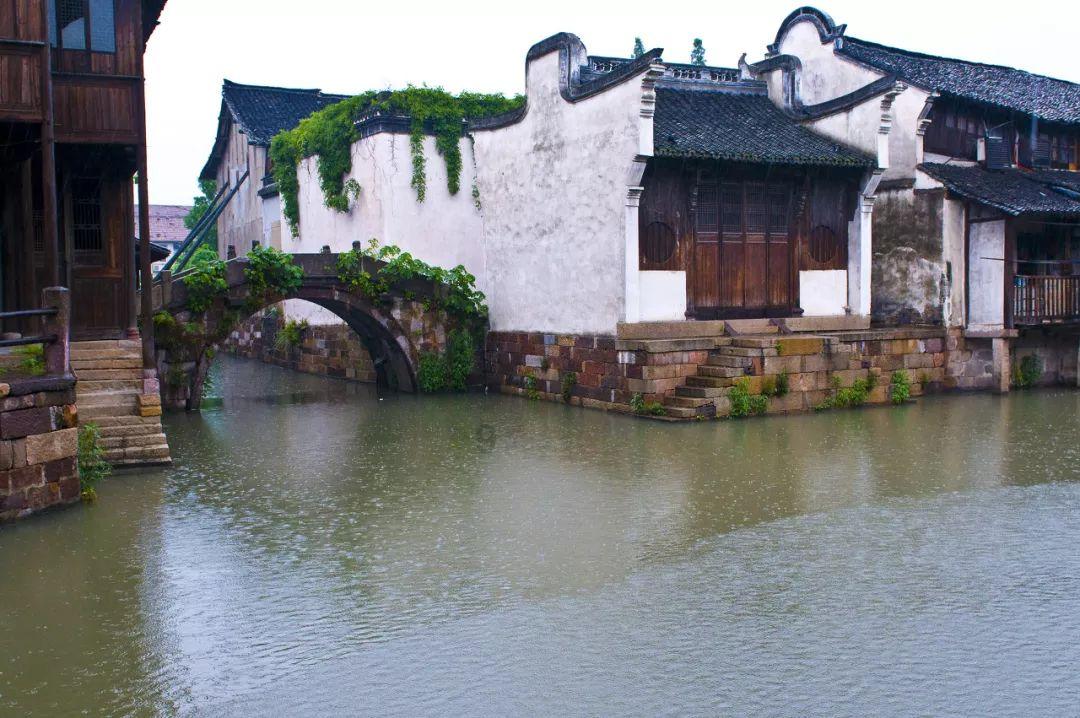中央空调和分体空调的区别有哪些？家用选哪个好？游戏画面
